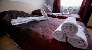 Апарт-отель Аквариум Адлер Стандартный двухместный номер с 1 кроватью или 2 отдельными кроватями-1